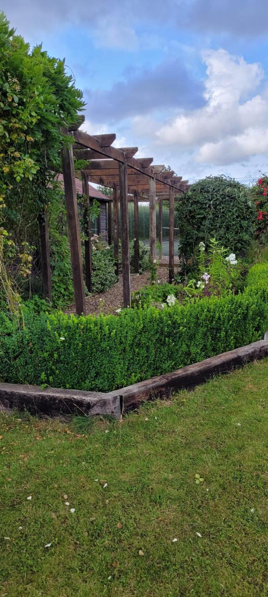 Garden Studio Benson Bagian luar foto